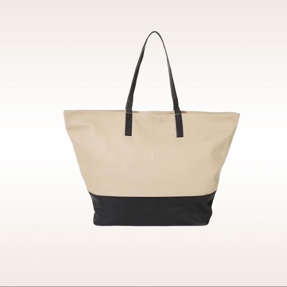Clever Carriage Company Large Leather Tote New with Tags